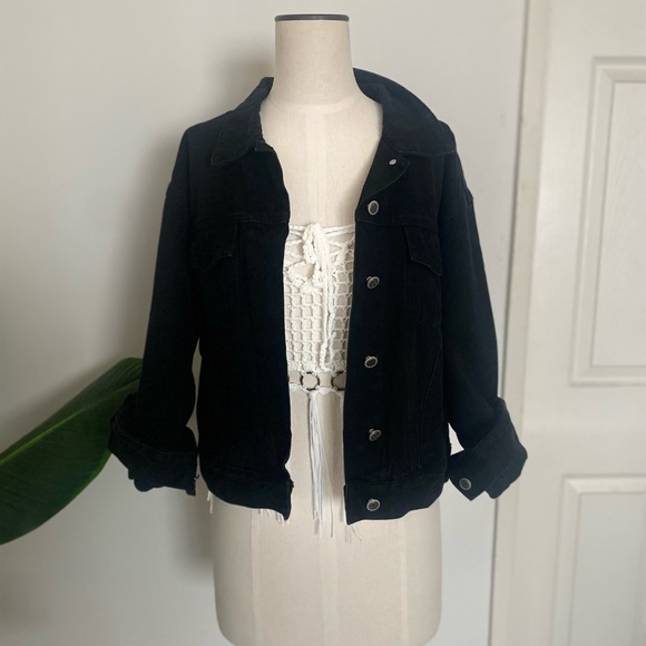 Black Vintage Denim Jacket - Picture 8 of 11